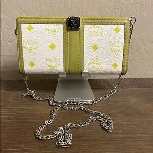 MCM | Long Bifold Wallet With Chain
